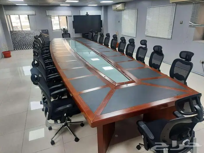 جميع اثاث المكتب متوفر وجميع الكراس في جدة واتساب 0