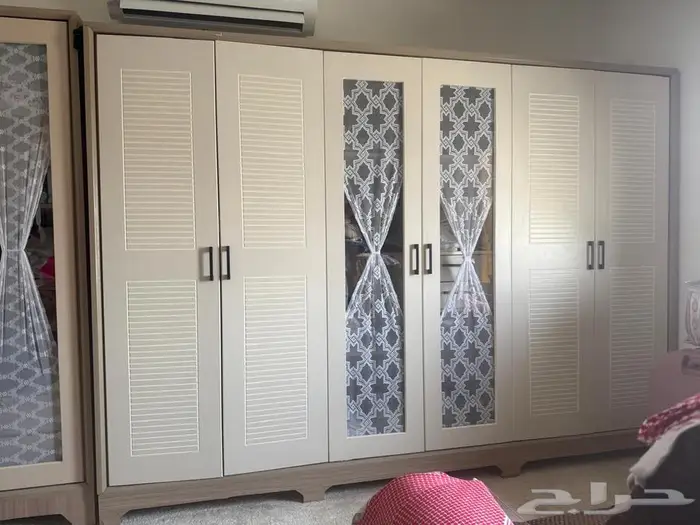 اثاث غرفة نوم و طقم كنب خيزران 0