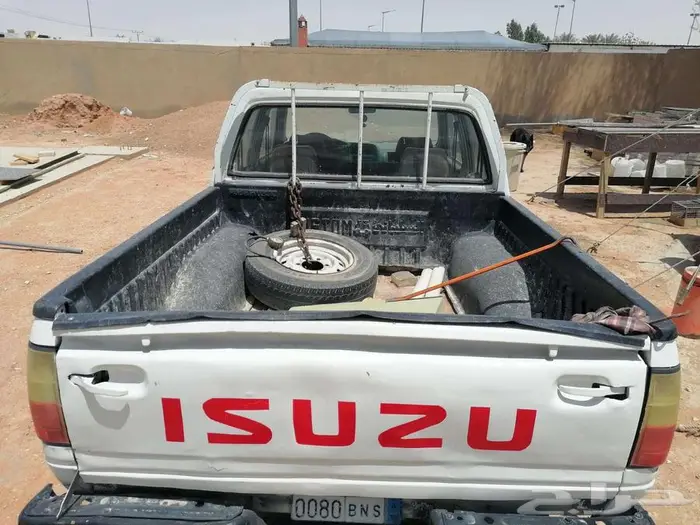 لوحة نقل مميزه مع وانيت ايسوزو 2