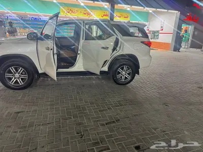 جيب تويوتا فورشنر 6