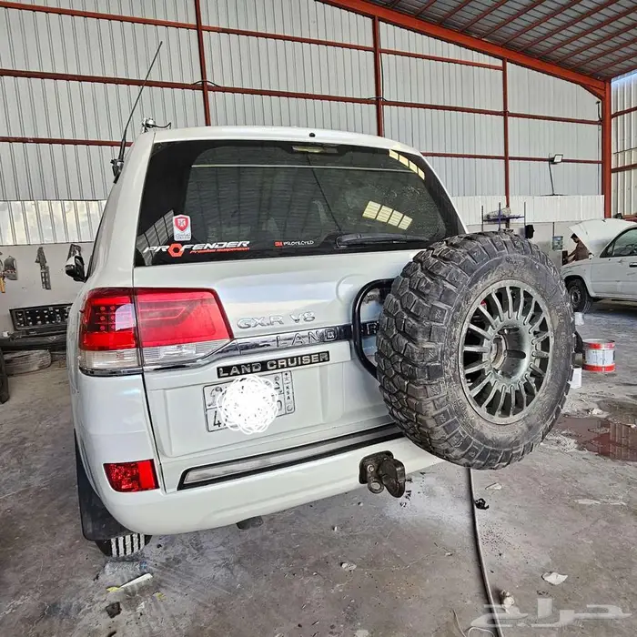 ترهيم لاندكروزر 2021 تورينق - رش لؤلؤي- رش مطاطي 12