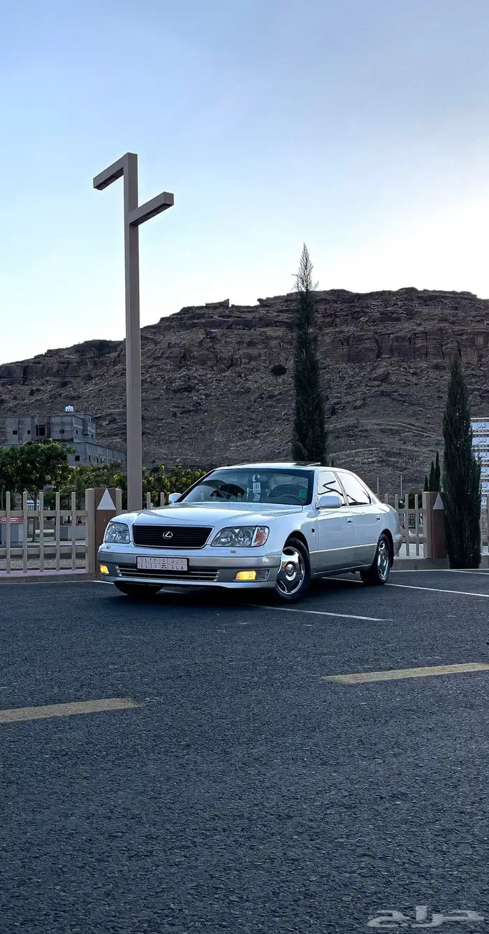لكزس LS 400 ((مباع )) 1