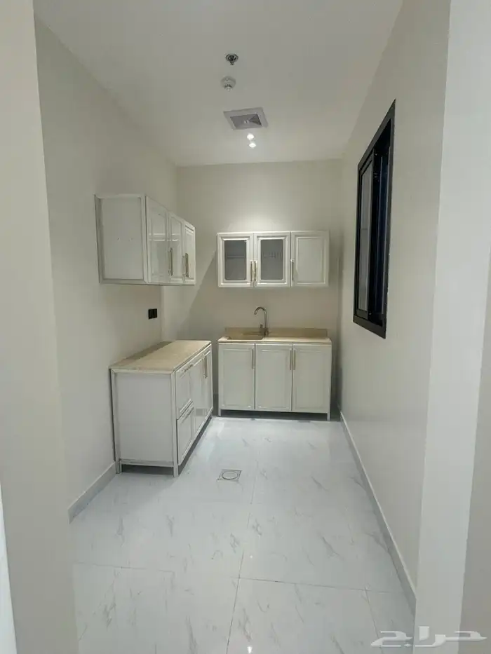 شقق عزاب فاخره للايجار في بوابة الشرق 5