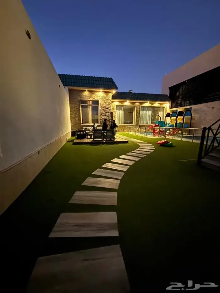 استراحة جديدة فاخرة وراقية 18