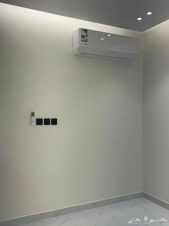 شقق عزاب فاخره للايجار في بوابة الشرق 4