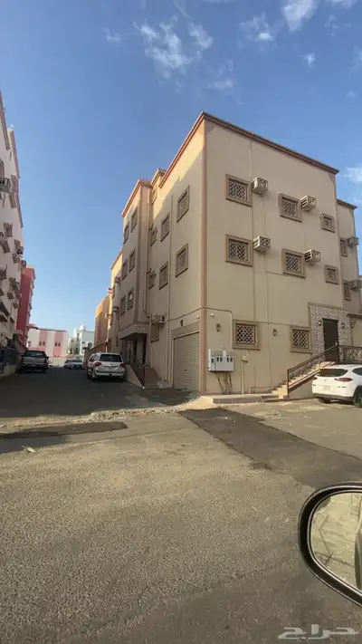 للبيع عماره دور واربع شقق في حي الرصراص رقم 1 خميس مشيط 1