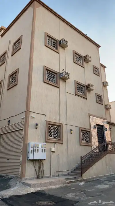 للبيع عماره دور واربع شقق في حي الرصراص رقم 1 خميس مشيط 4