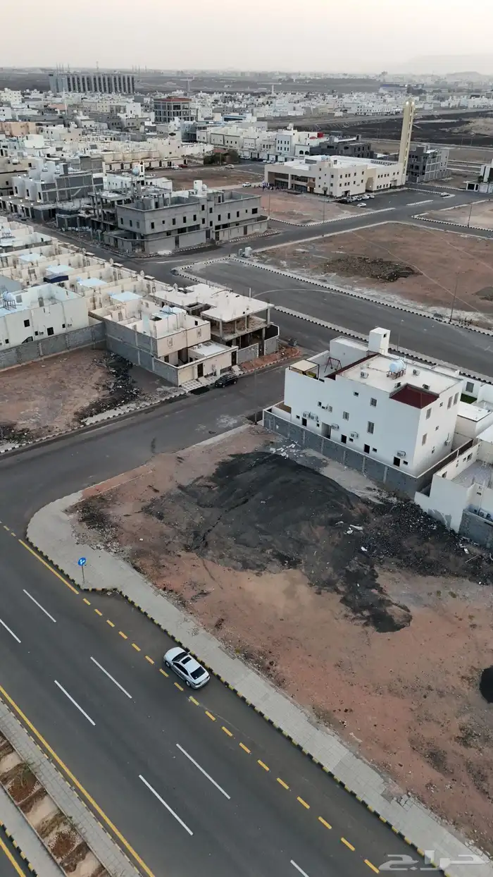 ارض تجاريه سكنيه على شارع 40م و قريبه من القطار 4 دقايق 3
