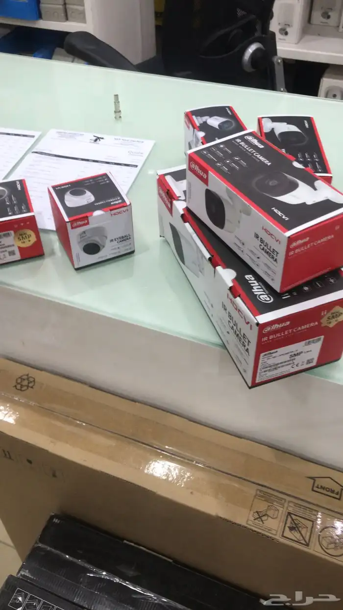 فني كاميرات 0