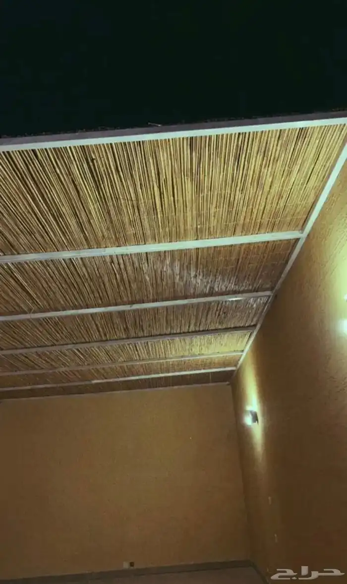 مظلات خشب وخيزران 18