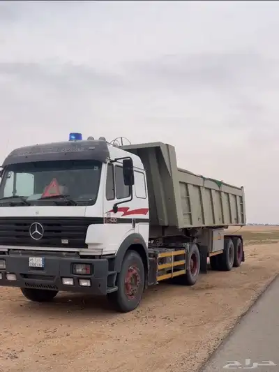 يوجد عندي سياراتين قلاب جاهزه للشغل 0
