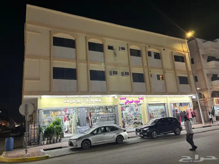 للبيع عمارة تجارية في سوق راس تنورة رحيمه 7