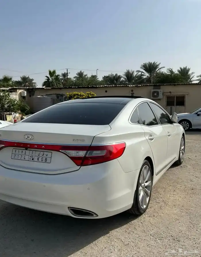 ازيرا 2012 فل للبيع او البدل 5