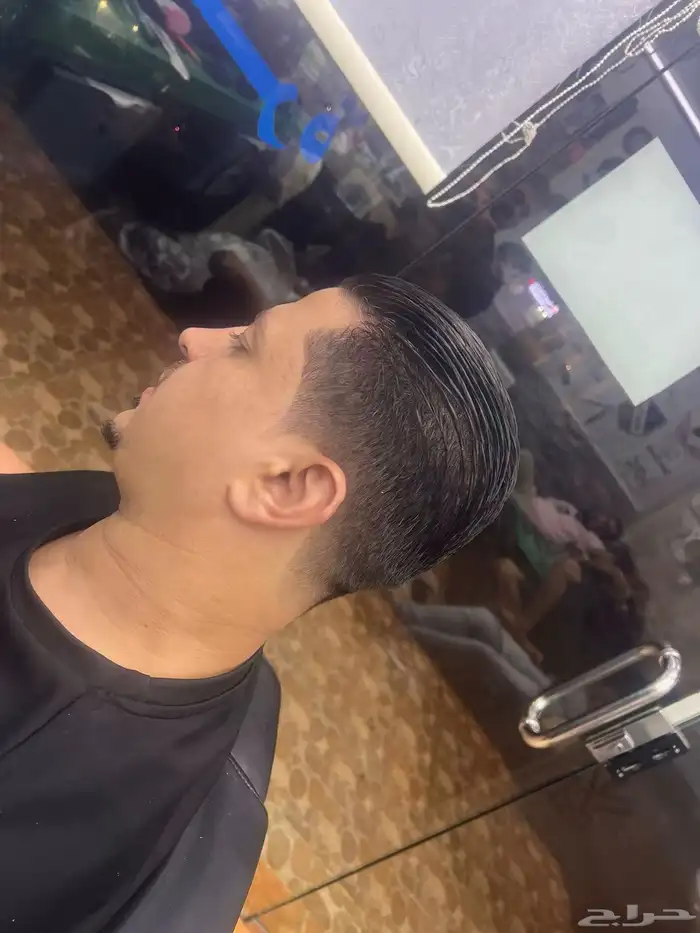 ذكائك خانك صالون عصام هيجيبك حتي لو انت في مكانك 7