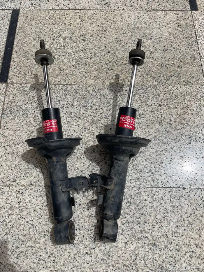 مساعدات هايلوكس بدون دبل 1