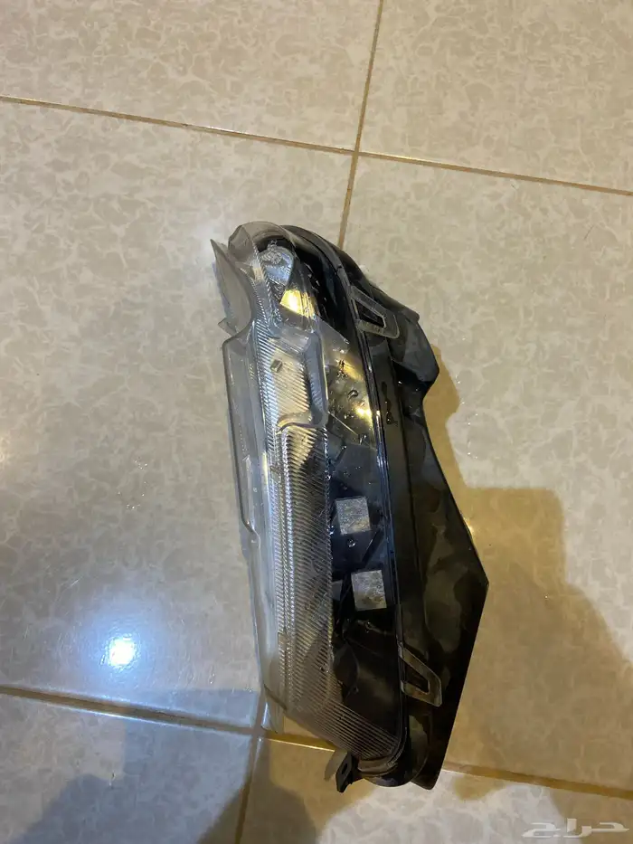 اصطب تويوتا كامري 2016 امامي ايسر اصلي حق الوكاله 1