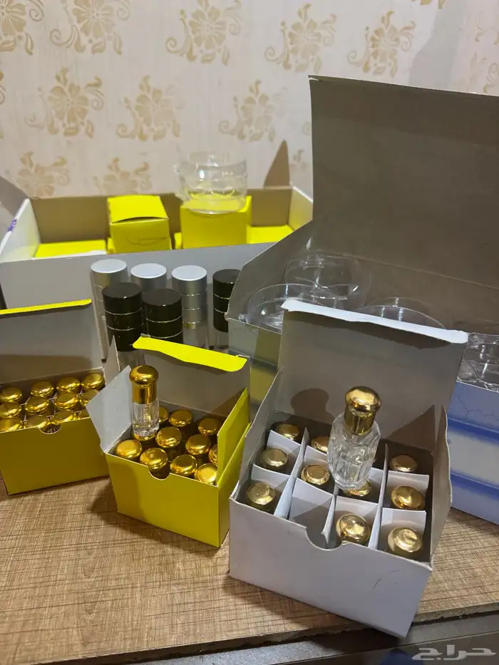 علب للمبثوث ومعمول العود ودهن العود والكريمات 3