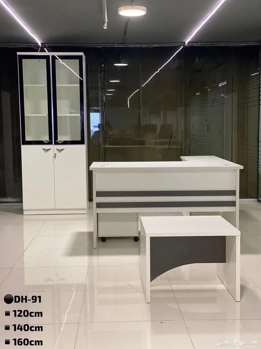 مكاتب إدارية طقم كامل و مكتب مدير شكل جديد كراسي و اثاث 4