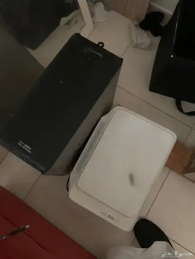 جهاز كمبيوتر ولوحة مفاتيحه وطابعه 3