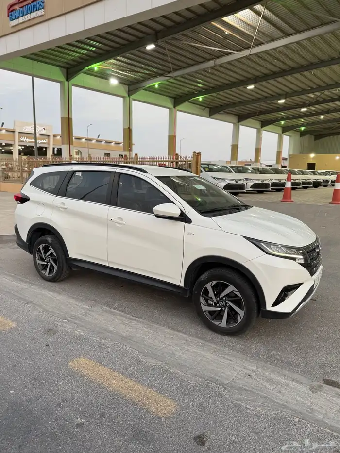 راش 2023 فل كامل عداد 8 الاف km فقط شبه جديد ( تم البيع   ) 8