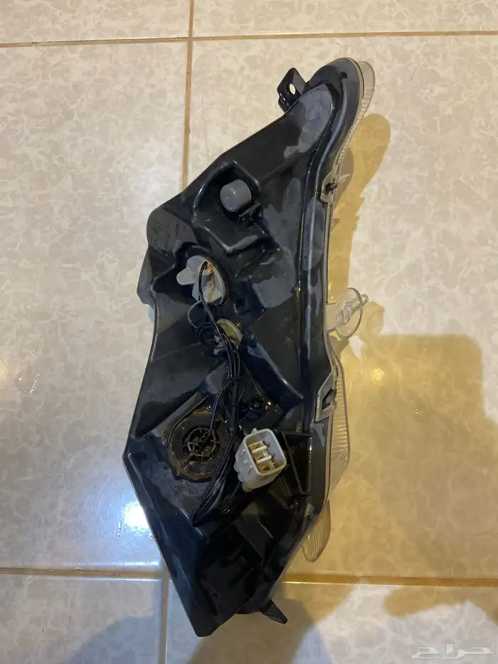 اصطب تويوتا كامري 2016 امامي ايسر اصلي حق الوكاله 2