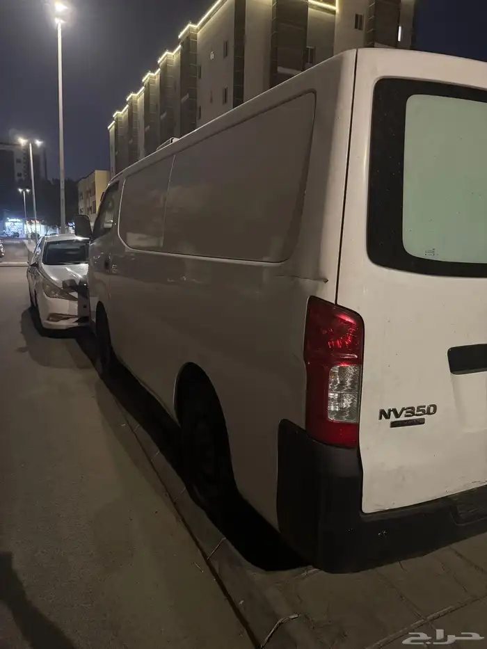 باص نيسان أورفان للبيع 1