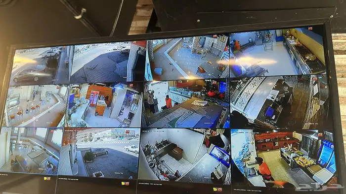 كاميرات مراقبة 10