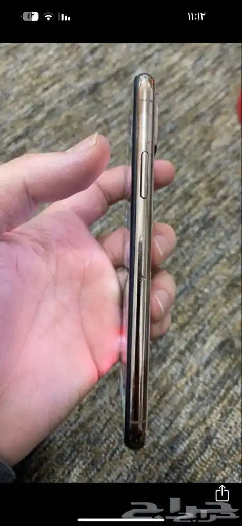 آيفون xs نظيف البطارية 77 على السوم فيه كسر في الخلف فقط 6
