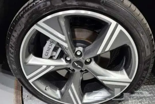 جينيسيس GV80 2.5T AWD 2024 4