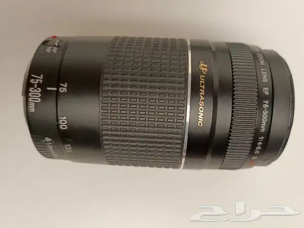 كانون 650D وعدسات وفلاش 6