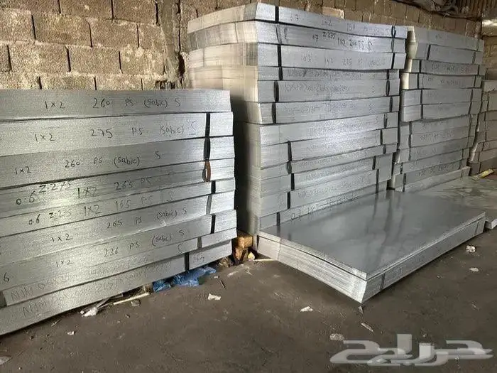 حديد سابك تجاري أسود ومجلفن 6