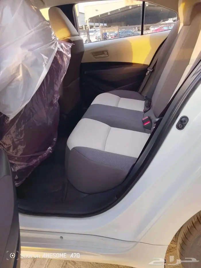 تويوتا كرولا ستاندر 2.0 طيس بنزين 2025 ابيض  فضي  رصاصي 21