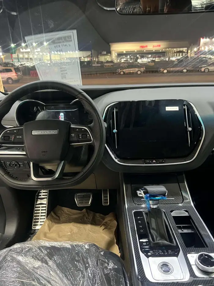 جيتور X70 لاكجري 2025 1