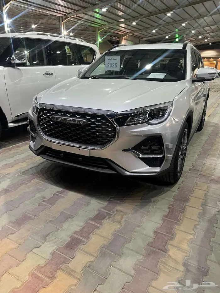 جيتور X70 لاكجري 2025 4