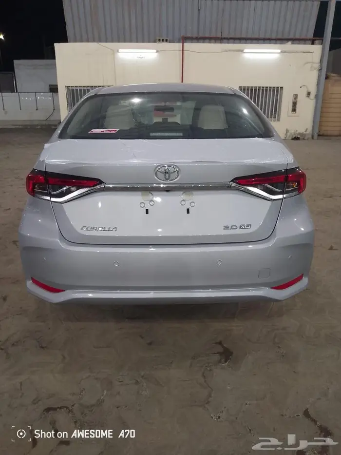تويوتا كرولا ستاندر 2.0 طيس بنزين 2025 ابيض  فضي  رصاصي 5