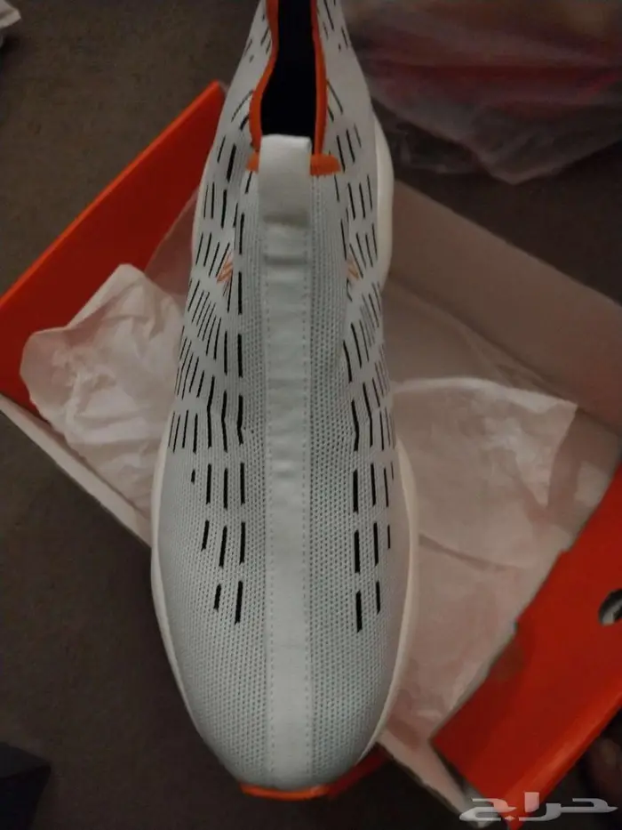 حذاء رياضي جديد مقاس 44 1