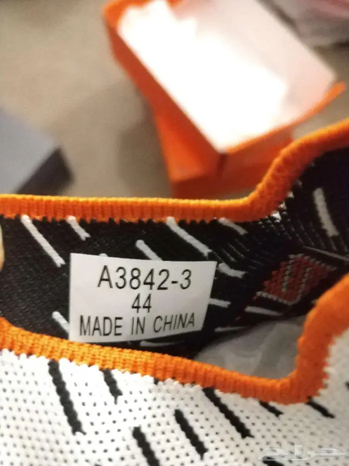 حذاء رياضي جديد مقاس 44 0