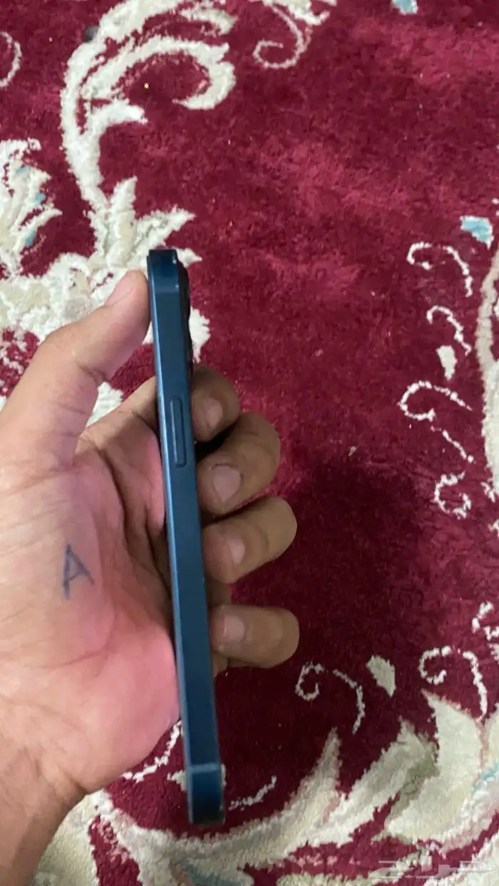 آيفون 13 العادي 3