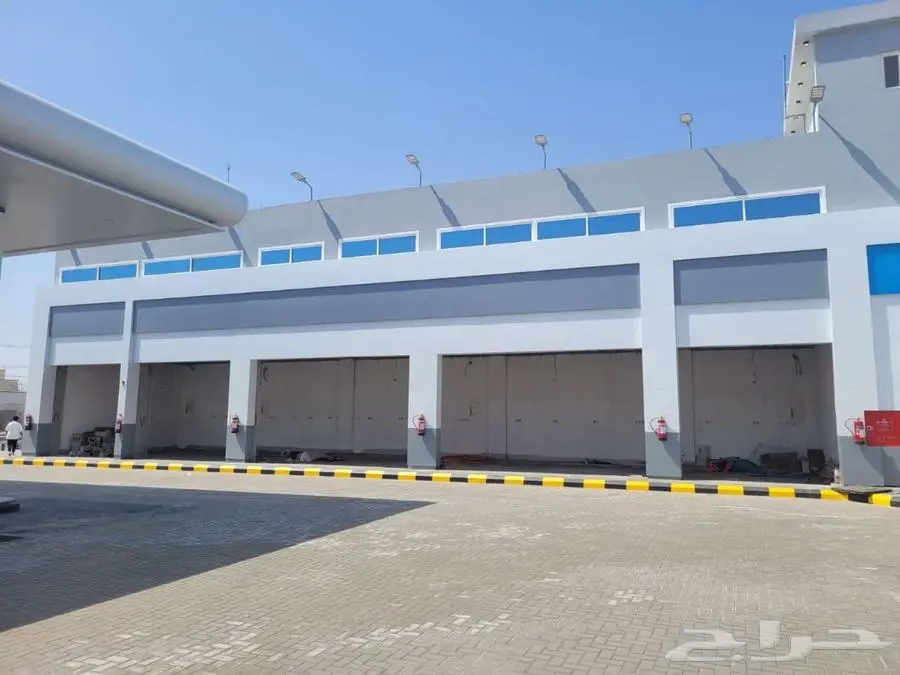 محلات تجارية داخل محطة الدريس للإيجار 1