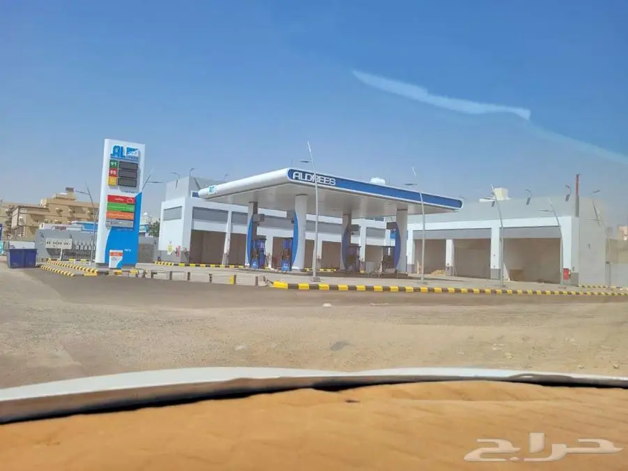 محلات تجارية داخل محطة الدريس للإيجار 4