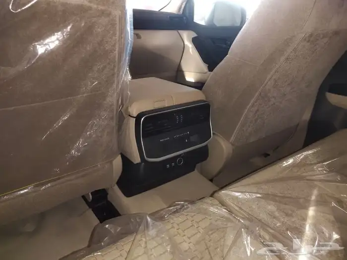 جيب لاندكروزر L2 ديزل 2024 0