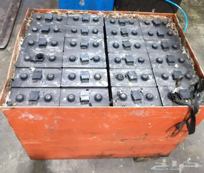 صيانة الرافعات الشوكية كهرباء Linde Toyota فوركلفت ديزل 4