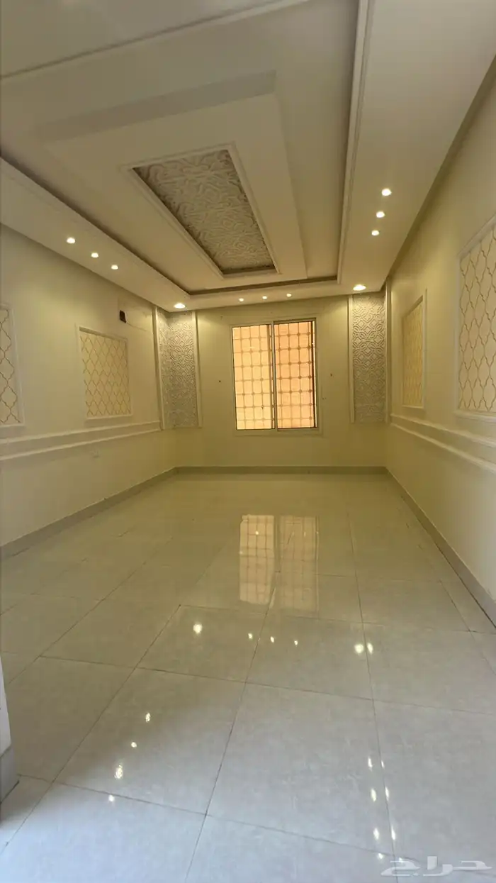 دور ارضي للإيجار. 13