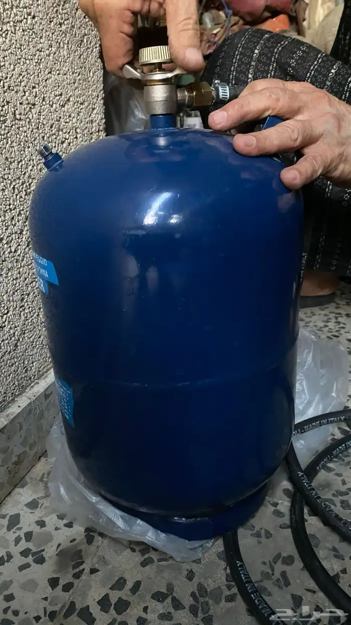 مركب غاز مع سلندر غاز كبير 0