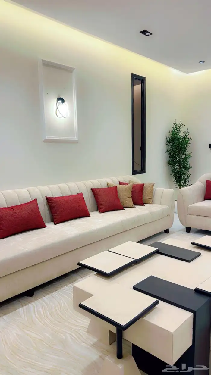 للتأجير فله جديدة مؤثثة أثاث فخم وجديد متكاملة 12