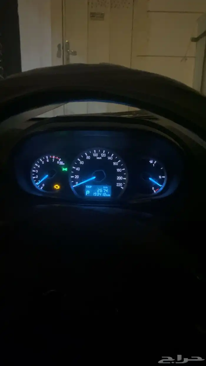 سياره للبيع فيجو ماشي 180 6
