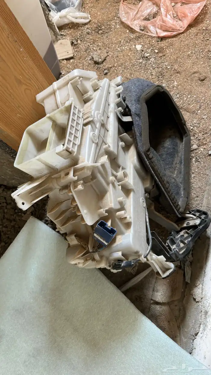 ثلاجه جيب لاند كلوزر 2008 0