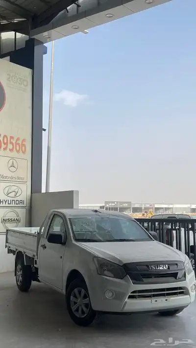 ايسوزو ديماكس غماره 2025 جوانب 2