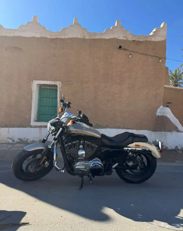 دباب هارلي Harley Davidson Sportster XL1200C 0