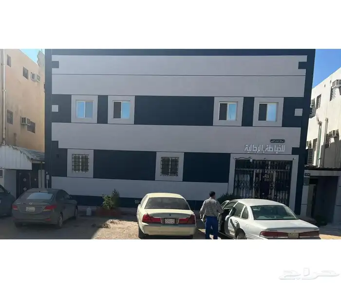 للبيع عماره سكني استثماري على شارع 30 الهفوف تفتح شرق 0